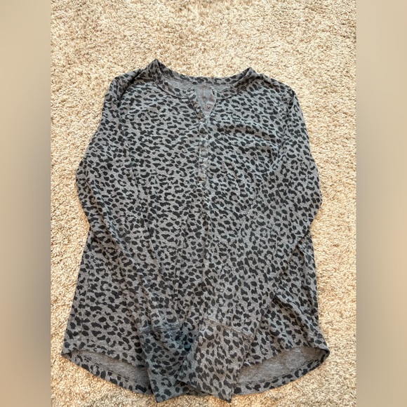 aerie Tops - Leopard Thermal